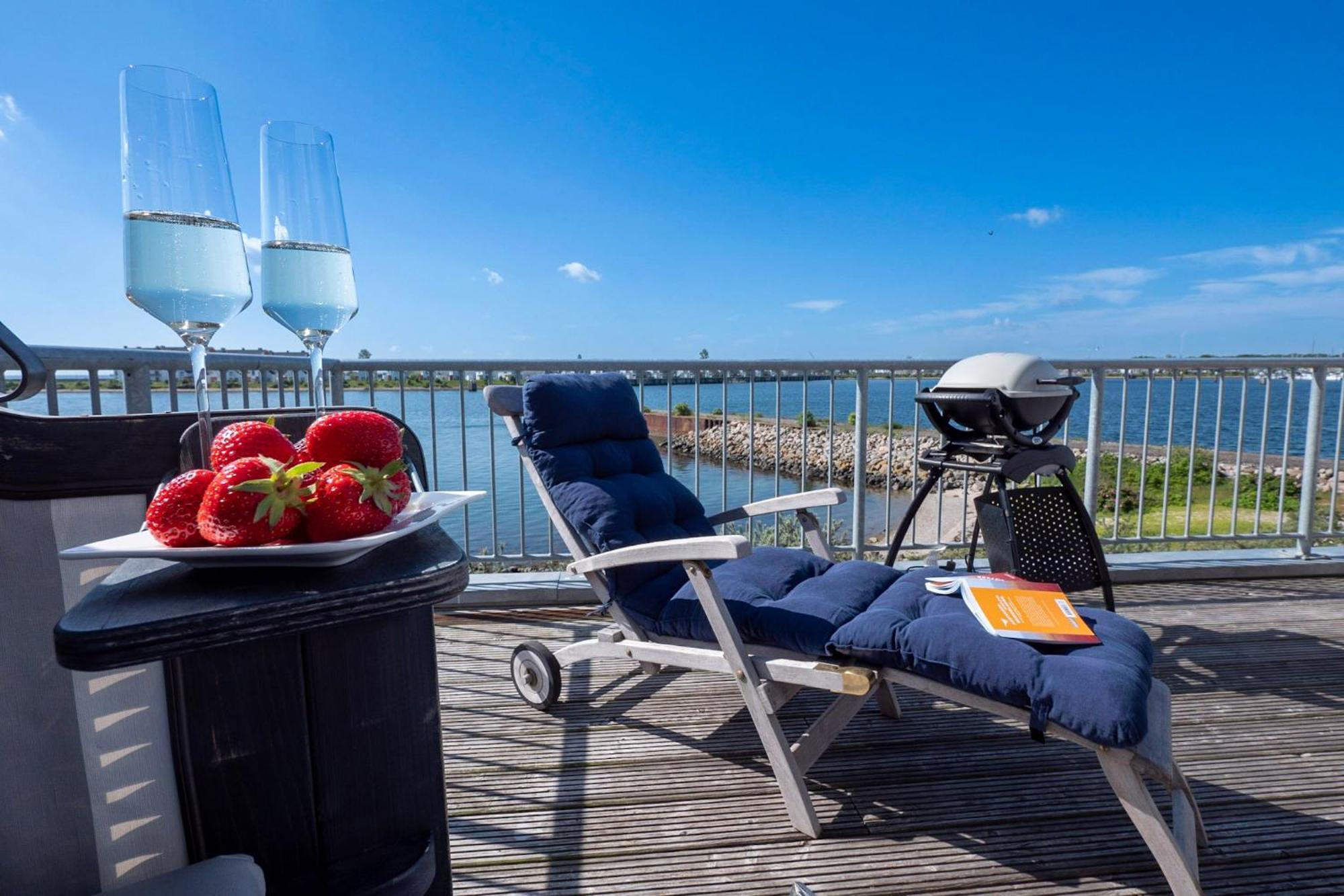 Maisonette Fewo Ostseeflair erste Wasserreihe, Panoramablick, by Seeblick Ferien Olpenitz Exterior foto